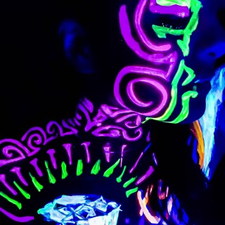 event-img-Glow Together: UV Body Painting
