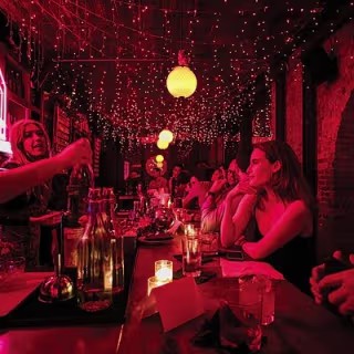 event-img-4-Hour NYC Bar Hopping & Friending Experience
