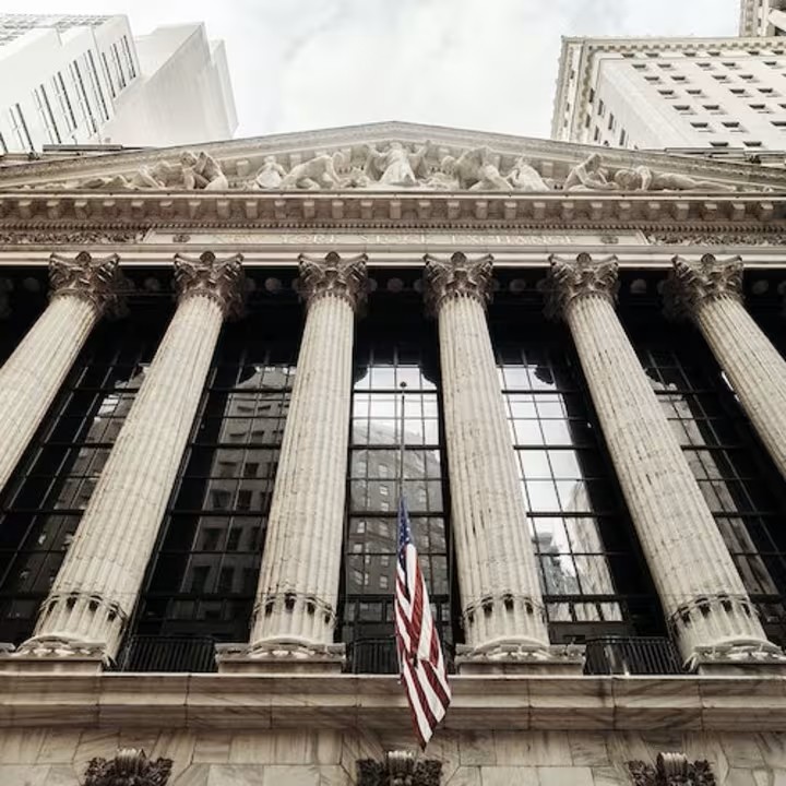 event-img-American Landmarks Tour: Statue of Liberty, Ellis Island & 9/11 Memorial