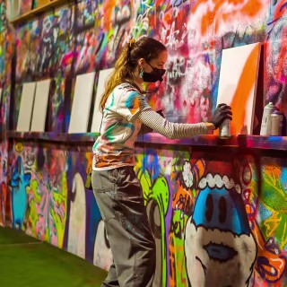 event-img-Urban Art Fun: Spray Paint ’n’ Sip Experience
