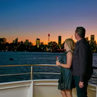 Luxury Dinner Cruise on Sydney Harbour – Gourmet Night Cruise