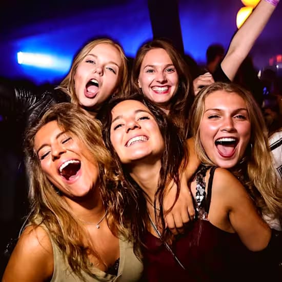 event-img-Chicago NYE 2026: Crawl 'Til The Ball Falls Bar Crawl