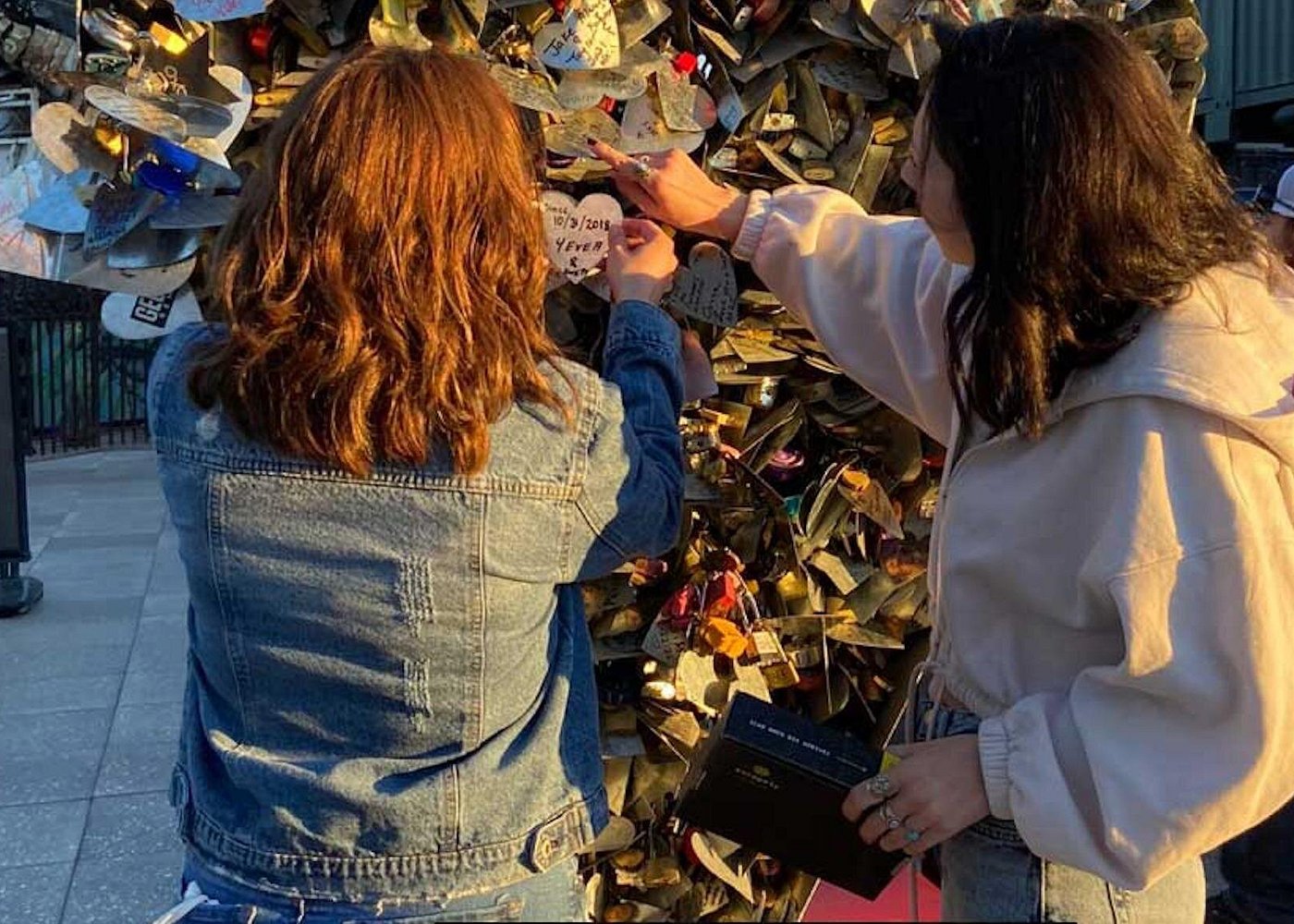 event-img-Crack the Clues Outdoors in Downtown St. Louis