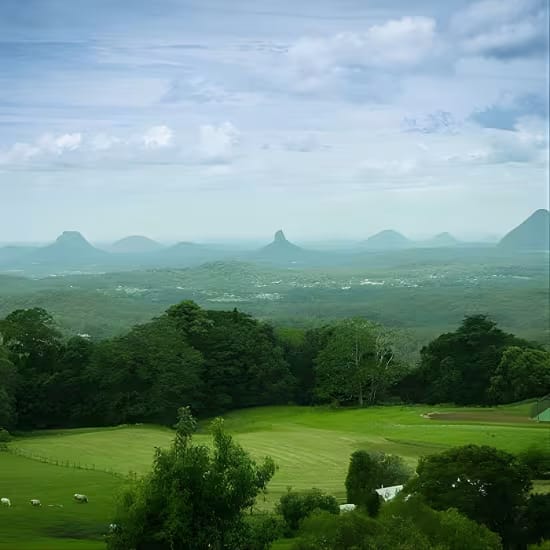 event-img-Noosa, Hinterland & Eumundi Markets Tour | Brisbane Day Escape