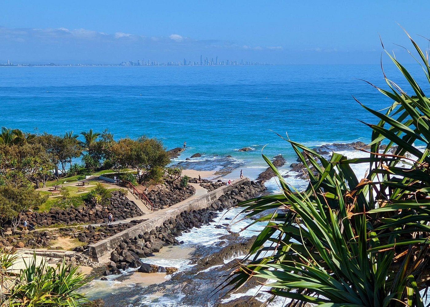 event-img-Byron Bay & Gold Coast Adventure – Full-Day Tour from Brisbane