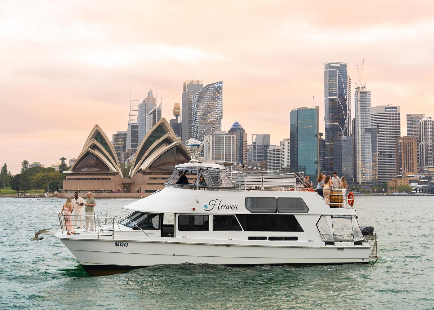 event-img-Sydney Harbour at Dusk: Golden Glow Sunset Cruise