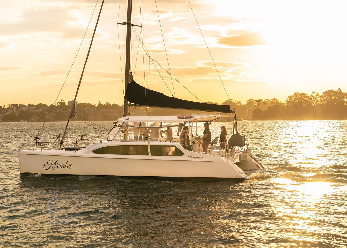 event-img-Sunset & Sparkle Sydney Harbour Cruise