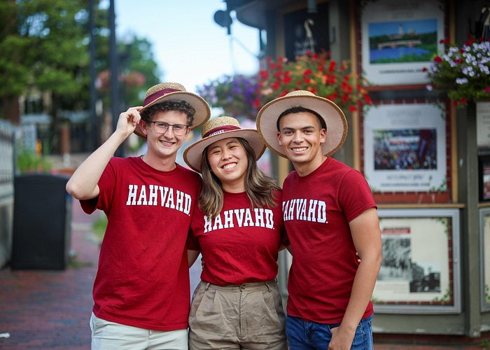 event-img-Discover Harvard University on a Guided Walking Tour