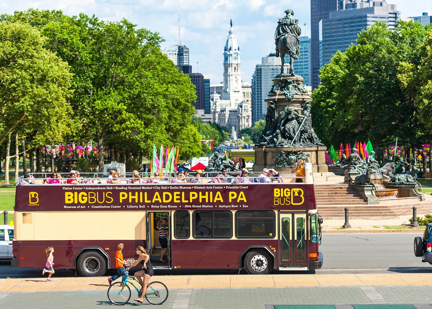 event-img-Philadelphia Sightseeing Made Easy: Hop-On Hop-Off Tour