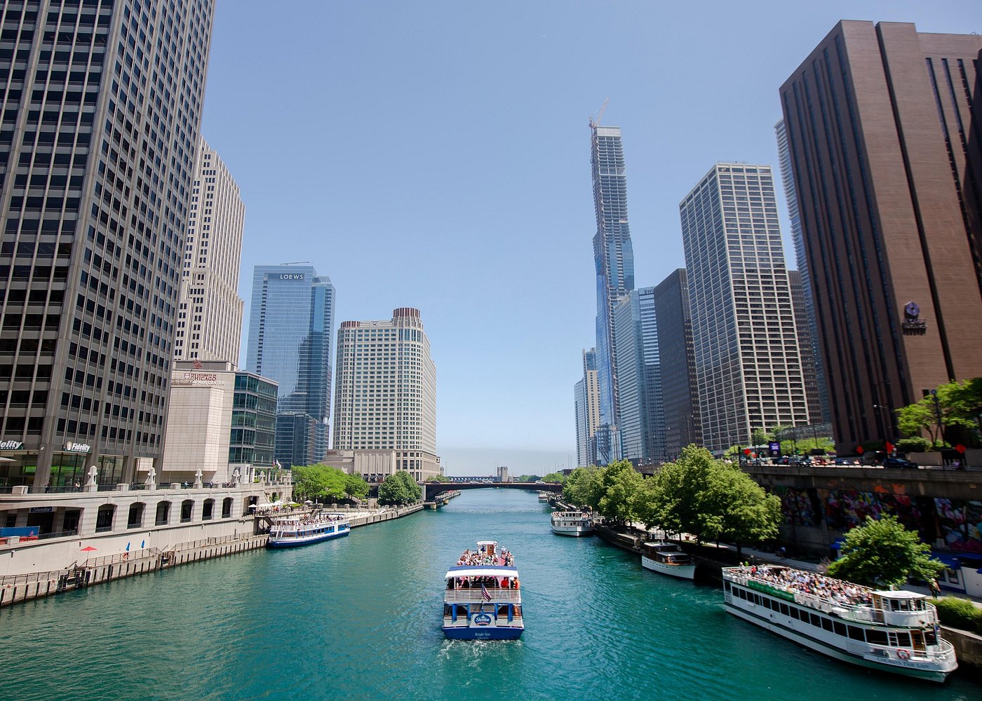 event-img-Explore Iconic Landmarks on a Chicago Architecture River Cruise