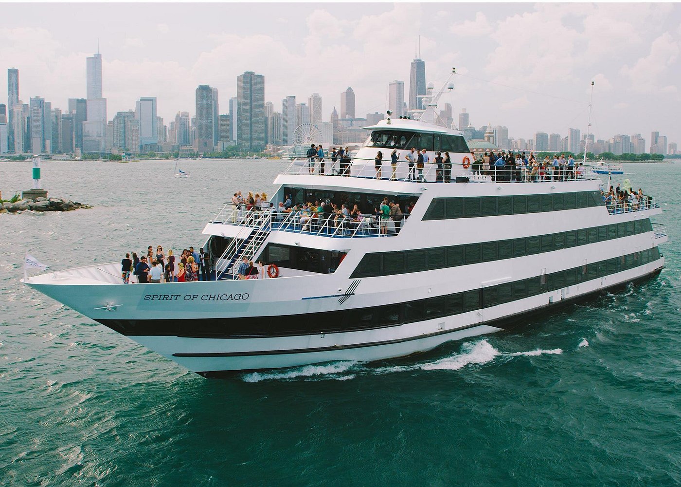 event-img-Signature Lunch Cruise on Lake Michigan — City Cruises Chicago