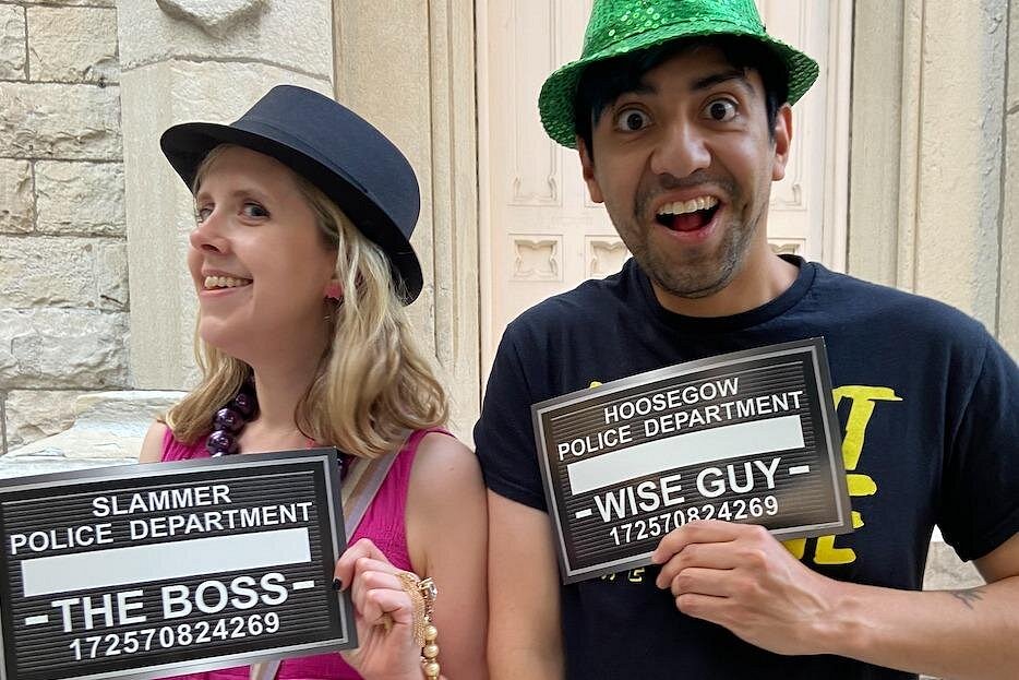 Step Into the Mystery: Chicago Murder Mystery Tour