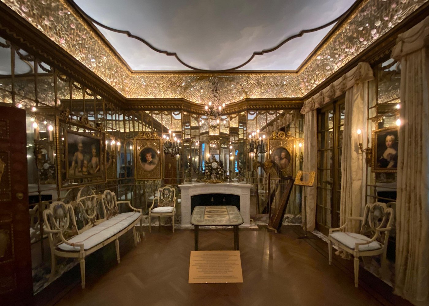 NYC Gilded Age Mansions Guided Walking Tour