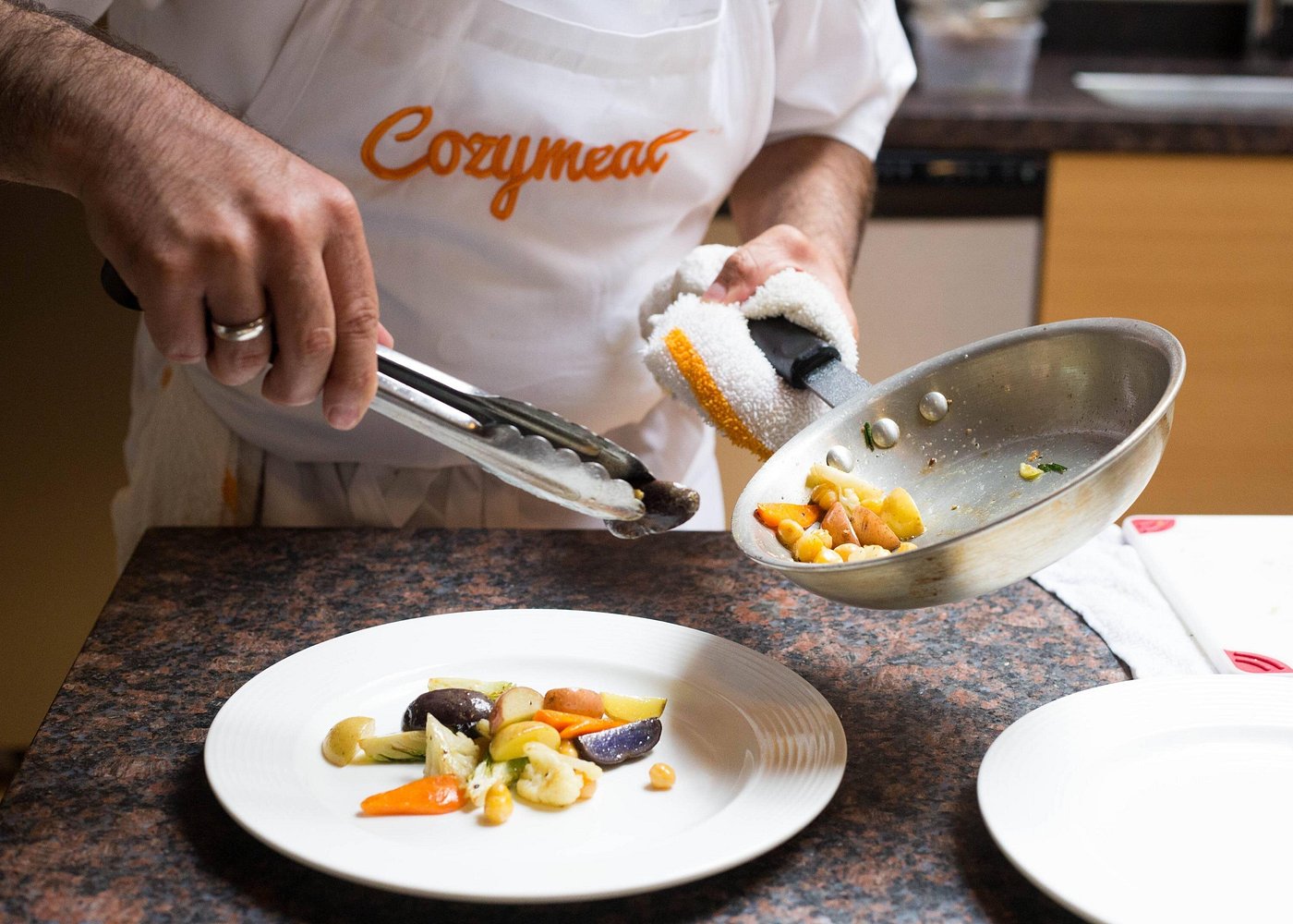 event-img-Cook & Dine: French Bistro Class in Toronto with 3-Course Meal