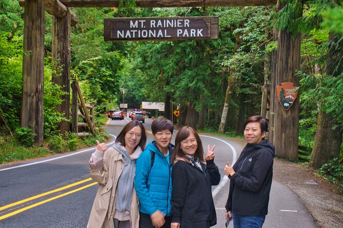 event-img-Seattle to Mount Rainier National Park Day Tour