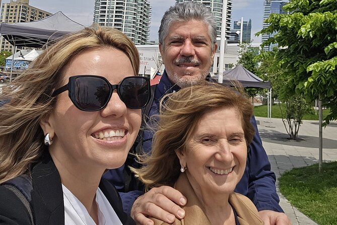 event-img-Toronto Night Sightseeing Tour by Car