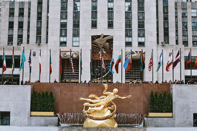 Explore NYC: Guided Tour with MoMA Museum Tickets