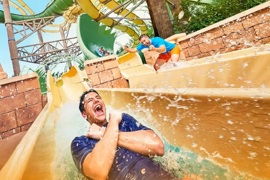 event-img-Splash Into Fun: Aquaventure Waterpark Dubai with Hotel Transfer