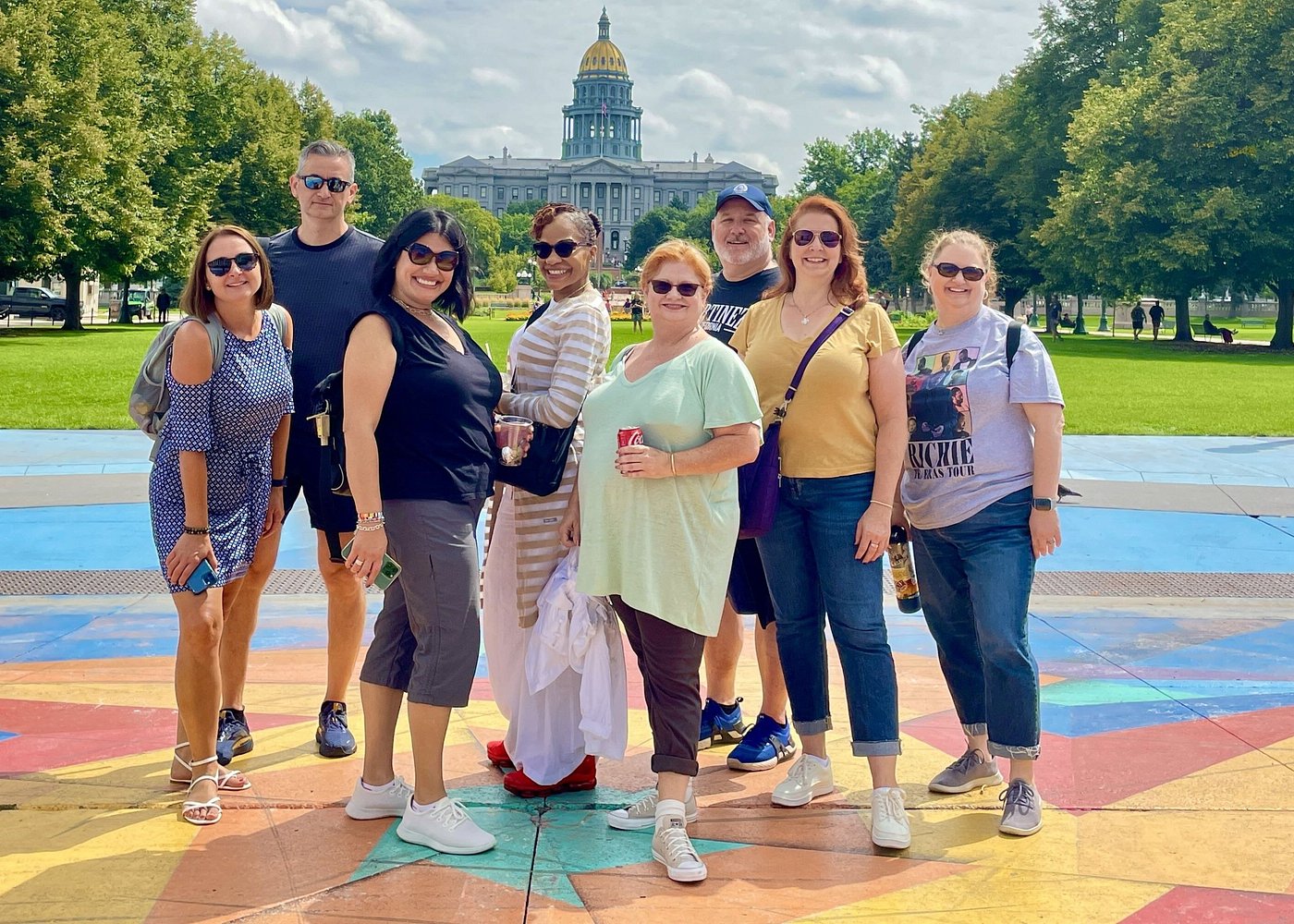 Fun & Scenic Denver Bus Tour – Best of the City