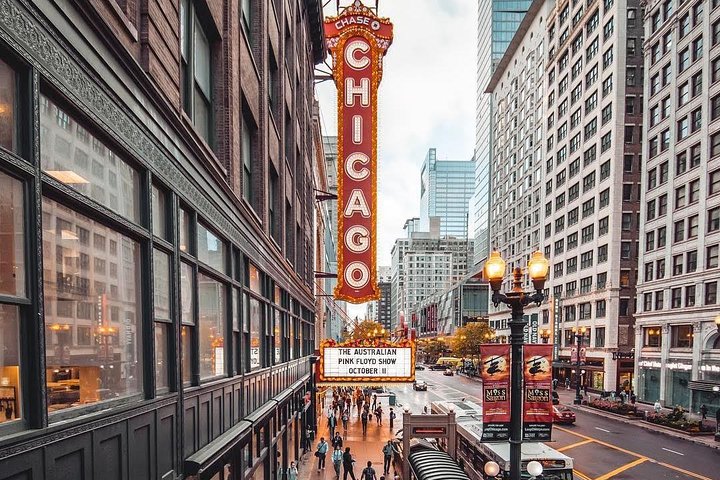 Taste Your Way Through Chicago – Food Tour