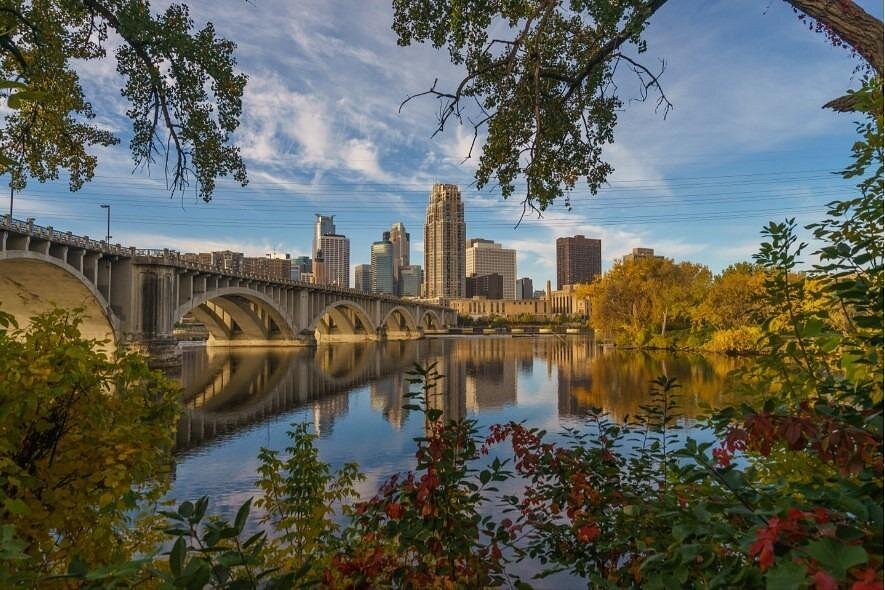 Minneapolis Scenic River Walk: Self-Guided Audio Experience