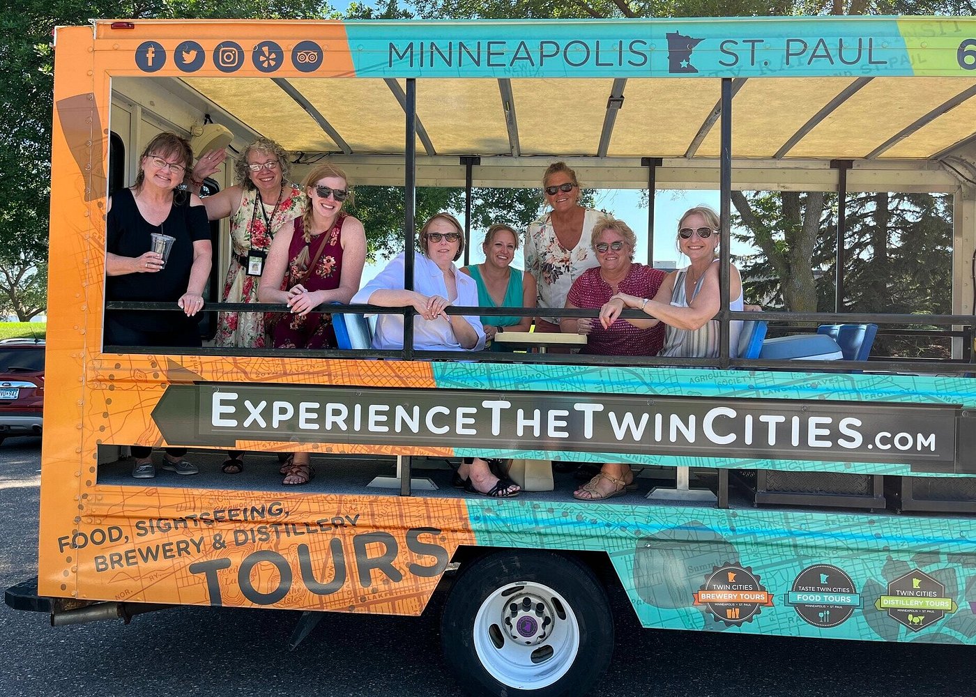 Minneapolis City Tour: Hop-On Hop-Off Bus Adventure