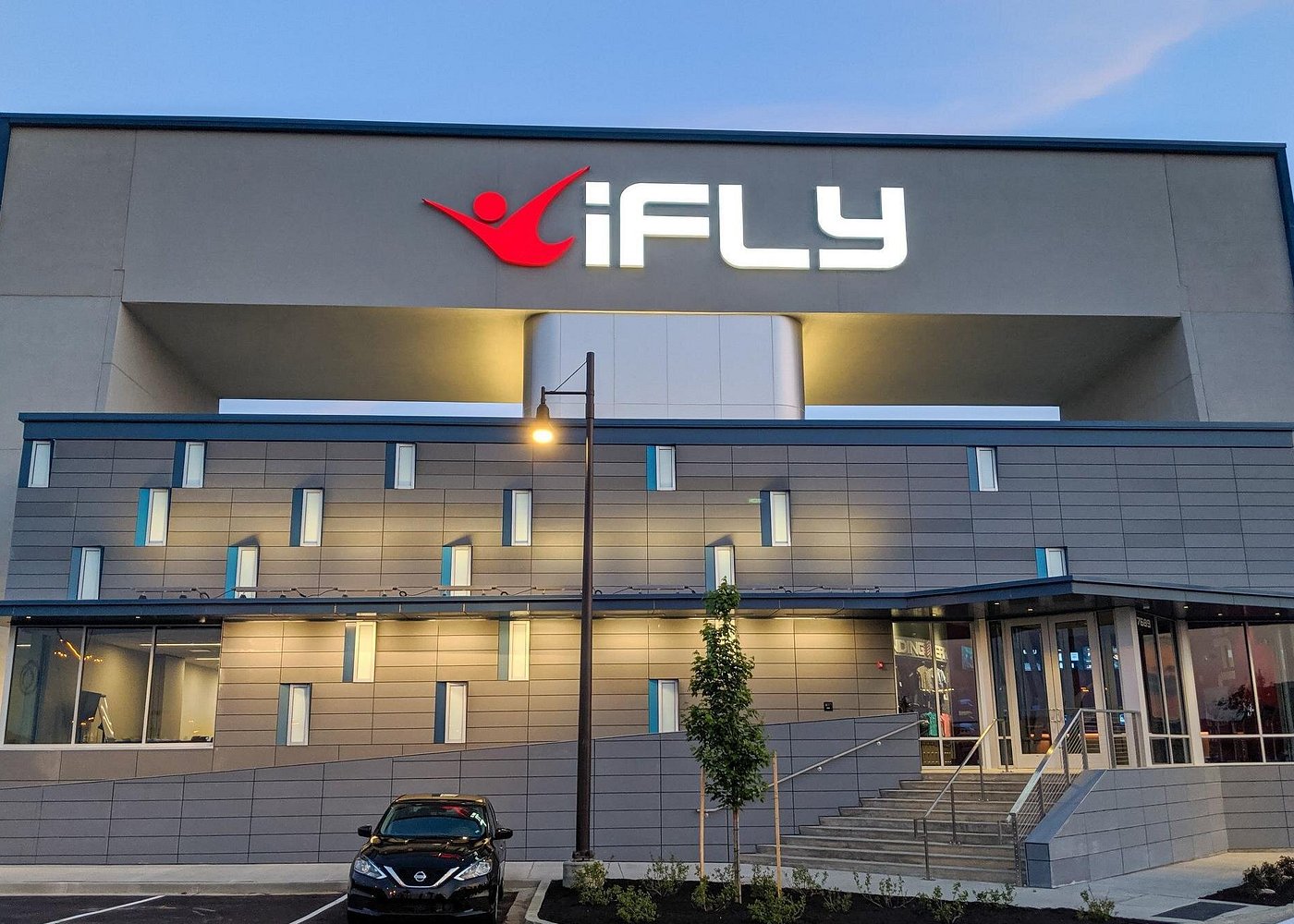 Minneapolis iFLY Experience: Indoor Skydiving with 2 Flights