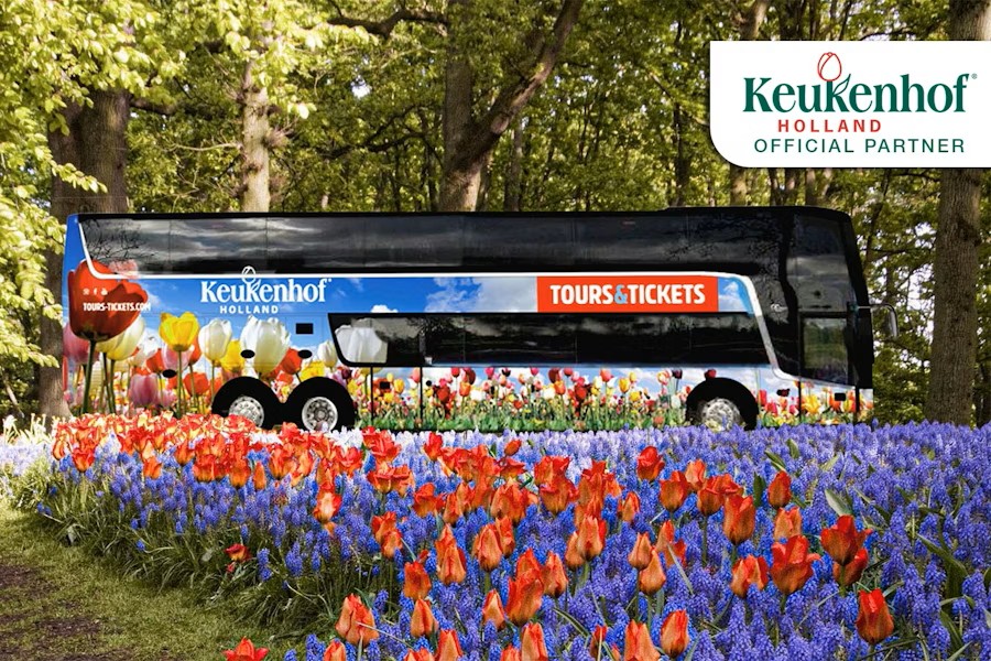 event-img-Visit Keukenhof Gardens with Return Bus Transfer from Amsterdam