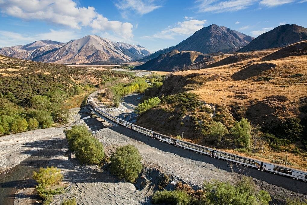 event-img-TranzAlpine Train, Arthur's Pass National Park & Castle Hill Day Trip