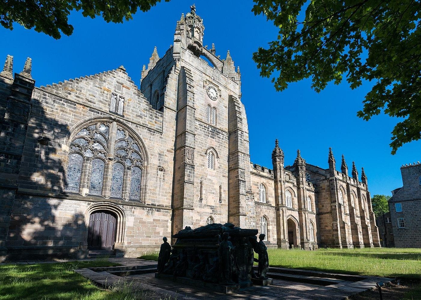 event-img-Old Aberdeen Historical Walking Tour with Food & Drink Tasting in Aberdeen