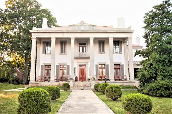 event-img-Guided Tour of Belle Meade Historic Site & Winery – Explore Southern History
