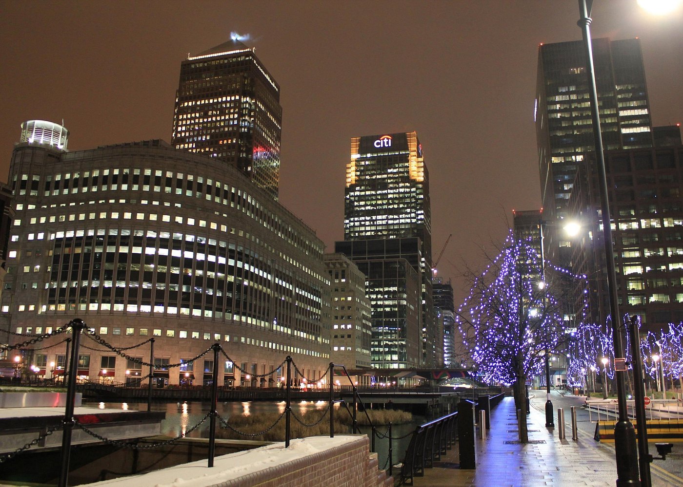 event-img-London by Night Sightseeing Open Top Bus Tour with Live Guide