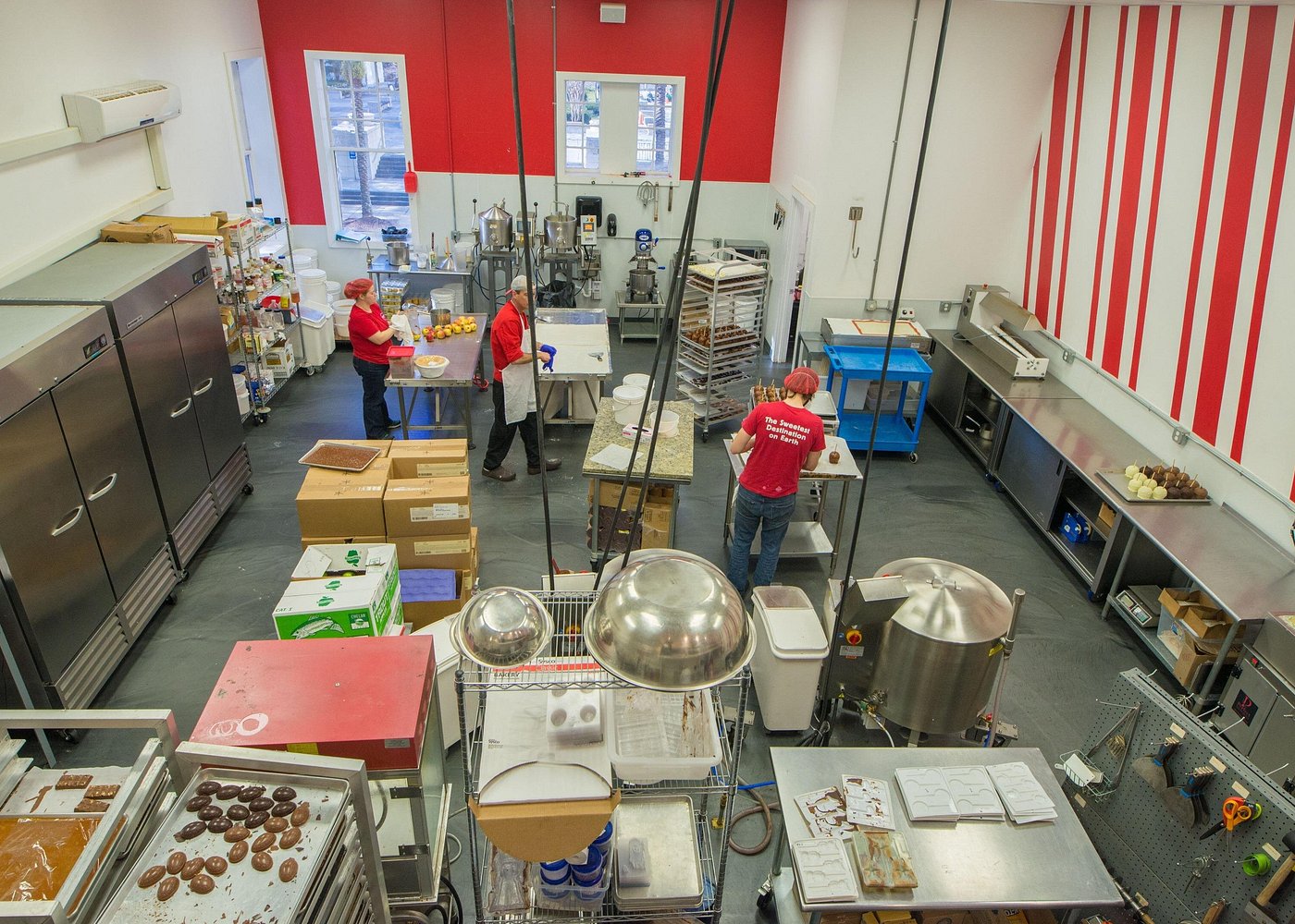 event-img-20-Minute Chocolate & Candy Factory Tour in Jacksonville