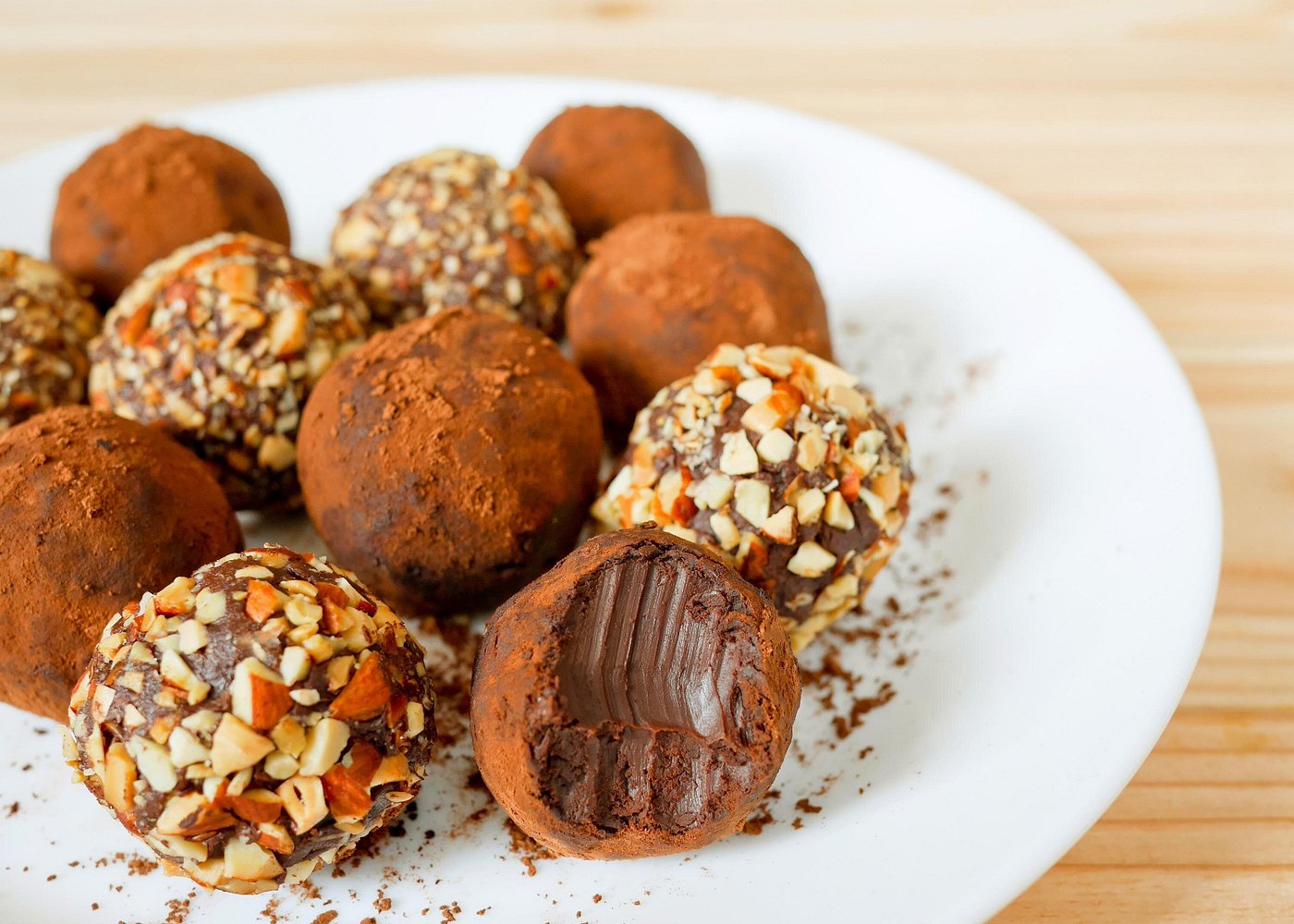 event-img-Jacksonville Boozy Truffle Workshop – Hands-On Chocolate Experience