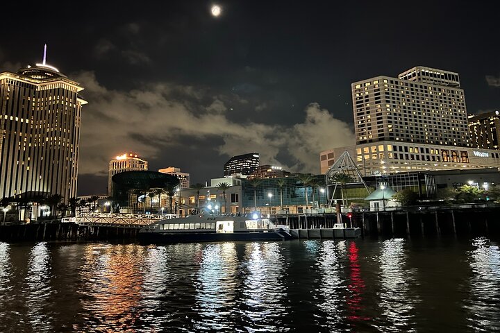 event-img-New Orleans Private Boat Tour and Dinner Cruise