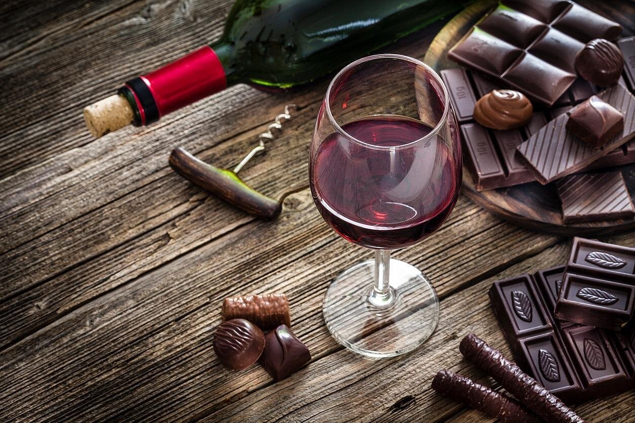event-img-Kansas City's Sweet Escape Chocolate & Wine Tour